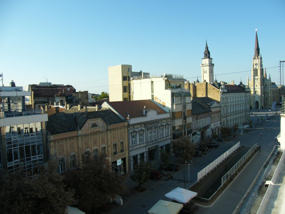 Hostel Nomad Novi Sad Ngoại thất bức ảnh