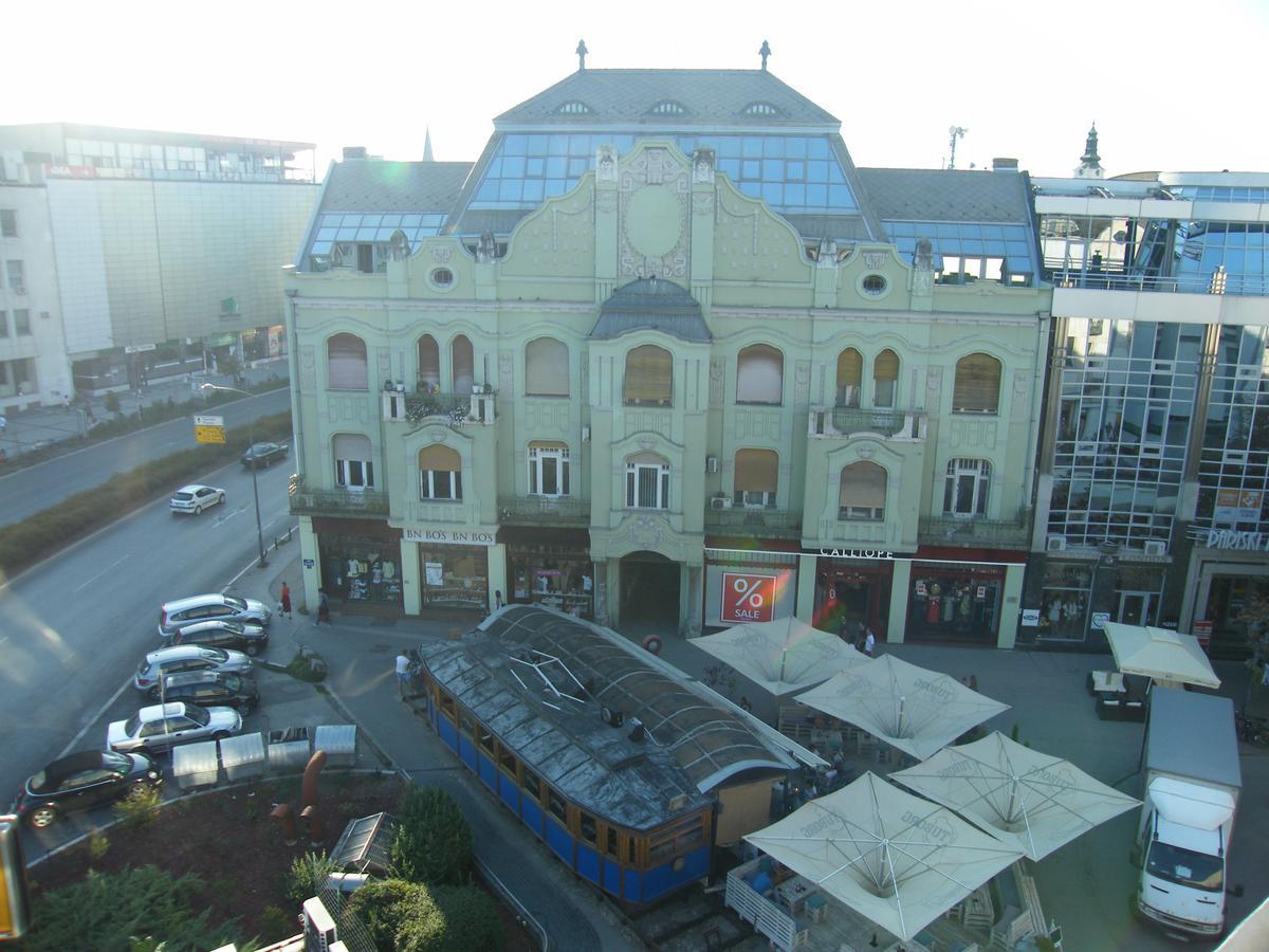 Hostel Nomad Novi Sad Ngoại thất bức ảnh