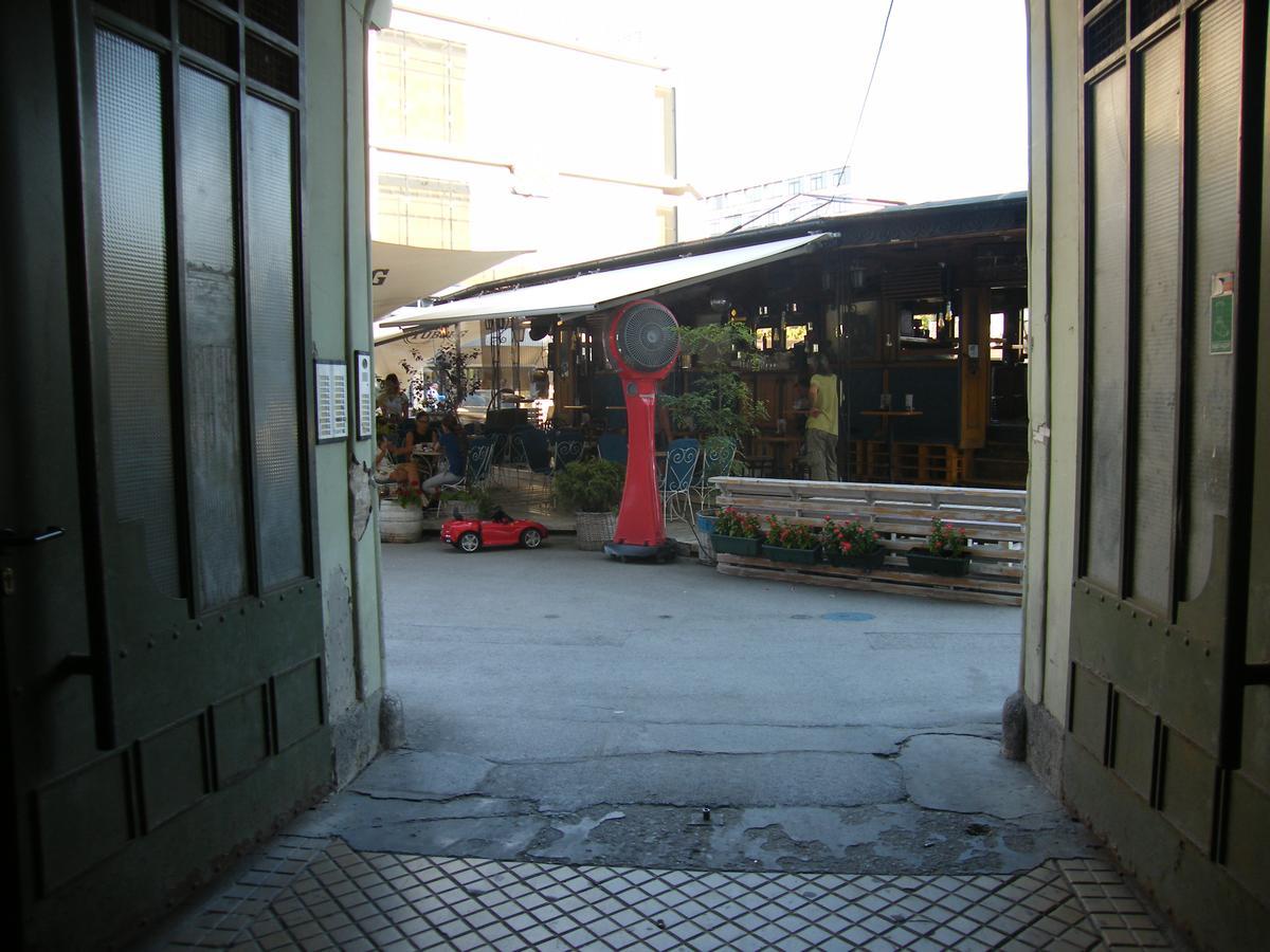 Hostel Nomad Novi Sad Ngoại thất bức ảnh