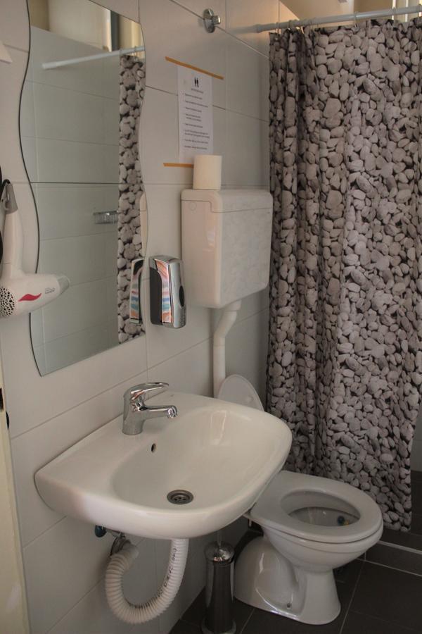 Hostel Nomad Novi Sad Ngoại thất bức ảnh