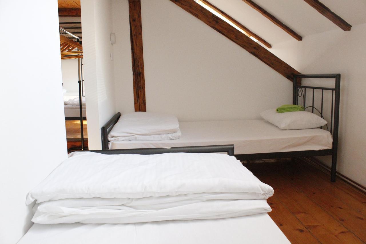 Hostel Nomad Novi Sad Ngoại thất bức ảnh